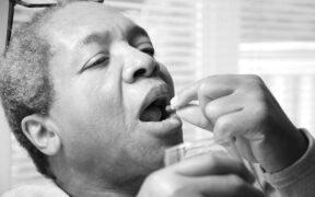 Supplements for healthy aging in cats