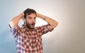 Cats reacting when startled by objects