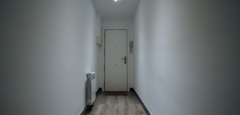 Basic training for calm door exits and entries