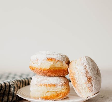 Sweetened baked goods toxic pets