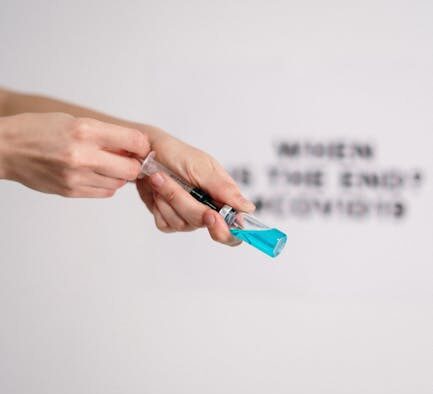 Vaccinating puppies during seasonal outbreaks safe guidelines