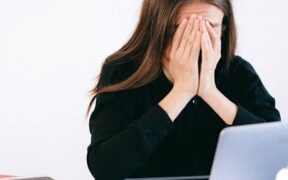 Anxiety when collar is adjusted