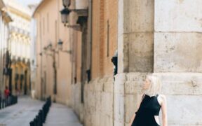 Dogs reacting when cornered accidentally