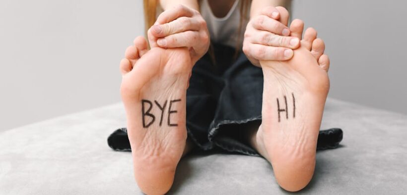 Cat inflamed skin between toes signs and possible reasons