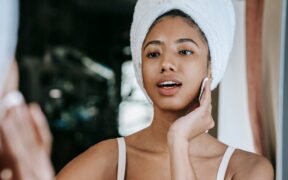 Preventing paw pad cracking in cats moisture and care