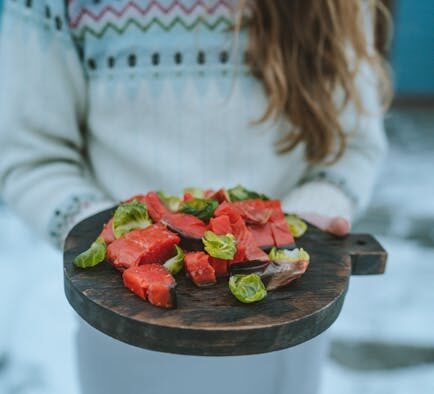 Raw fish toxicity dogs