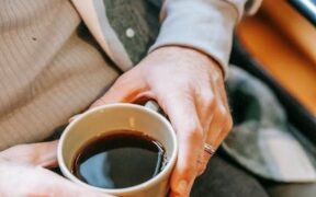 Urine with strong ammonia scent