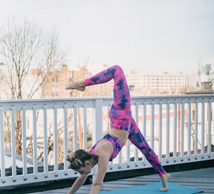 Settle on a mat training for dogs