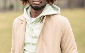 Smoothing coat appearance naturally