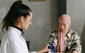 Cat vomiting bile reasons symptoms and evaluation