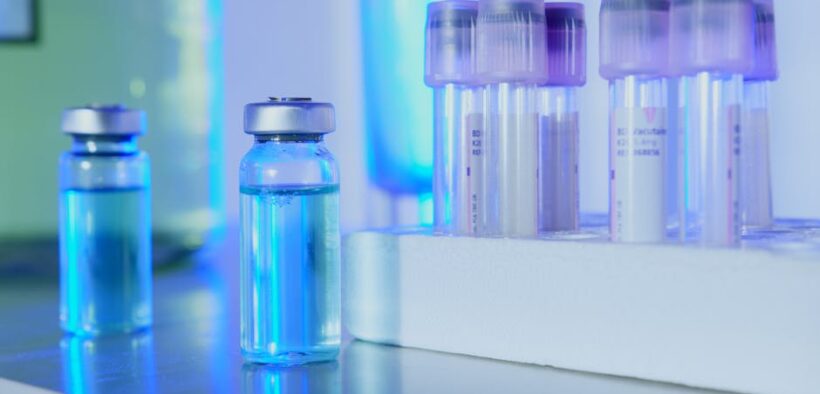 Common mild vaccine reactions in kittens explained