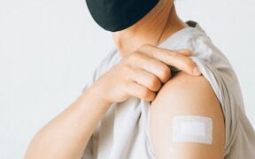 Booster vaccines for adult cats maintaining protection