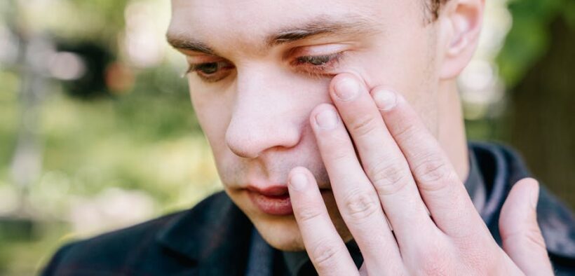 Oral care awareness for dogs that dislike face touching