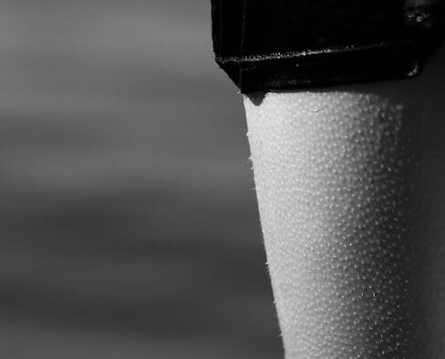 Can my cat have skin sensitivity to cold weather