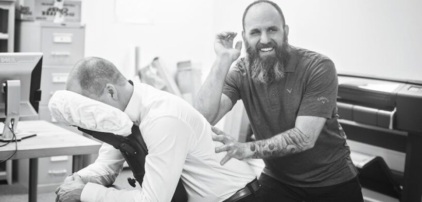 Pain relief and grooming behavior changes