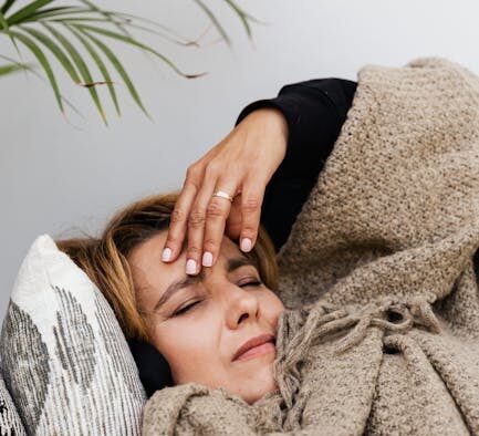 Keeping pets calm during pain recovery